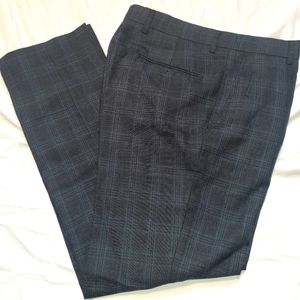 Paisley & Gray Slim Fit Plaid Dress Slacks